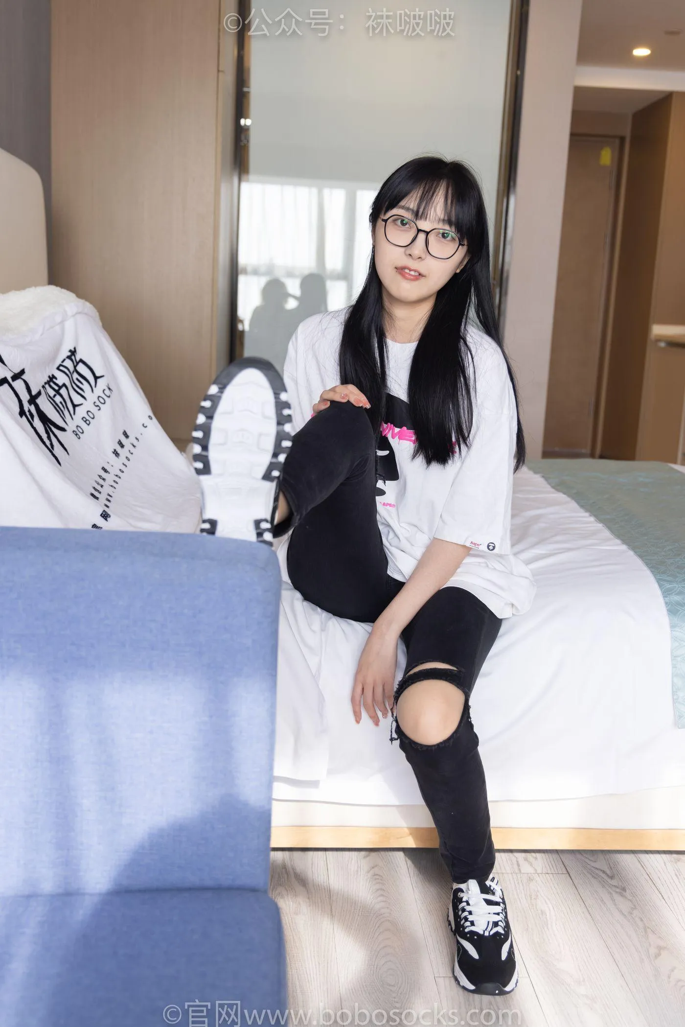 [BoBoSocks袜啵啵]NO.055 稚予-斯凯奇运动鞋、白棉袜、黑棉袜 [139P]插图7